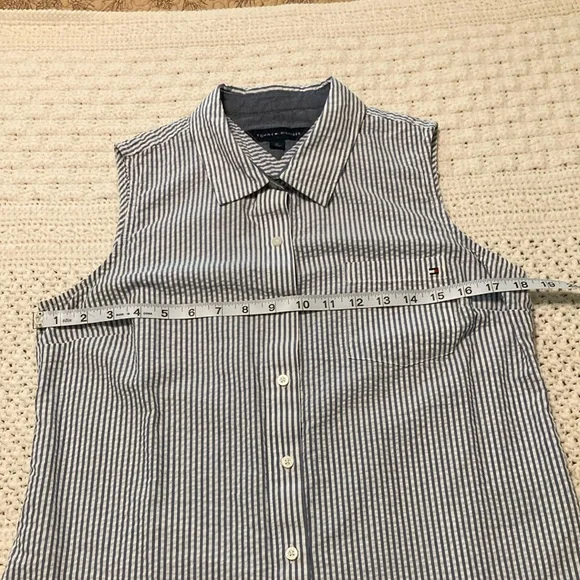 Tommy Hilfiger Blue and White Sleeveless Button Down Shirt - Picture 3 of 7
